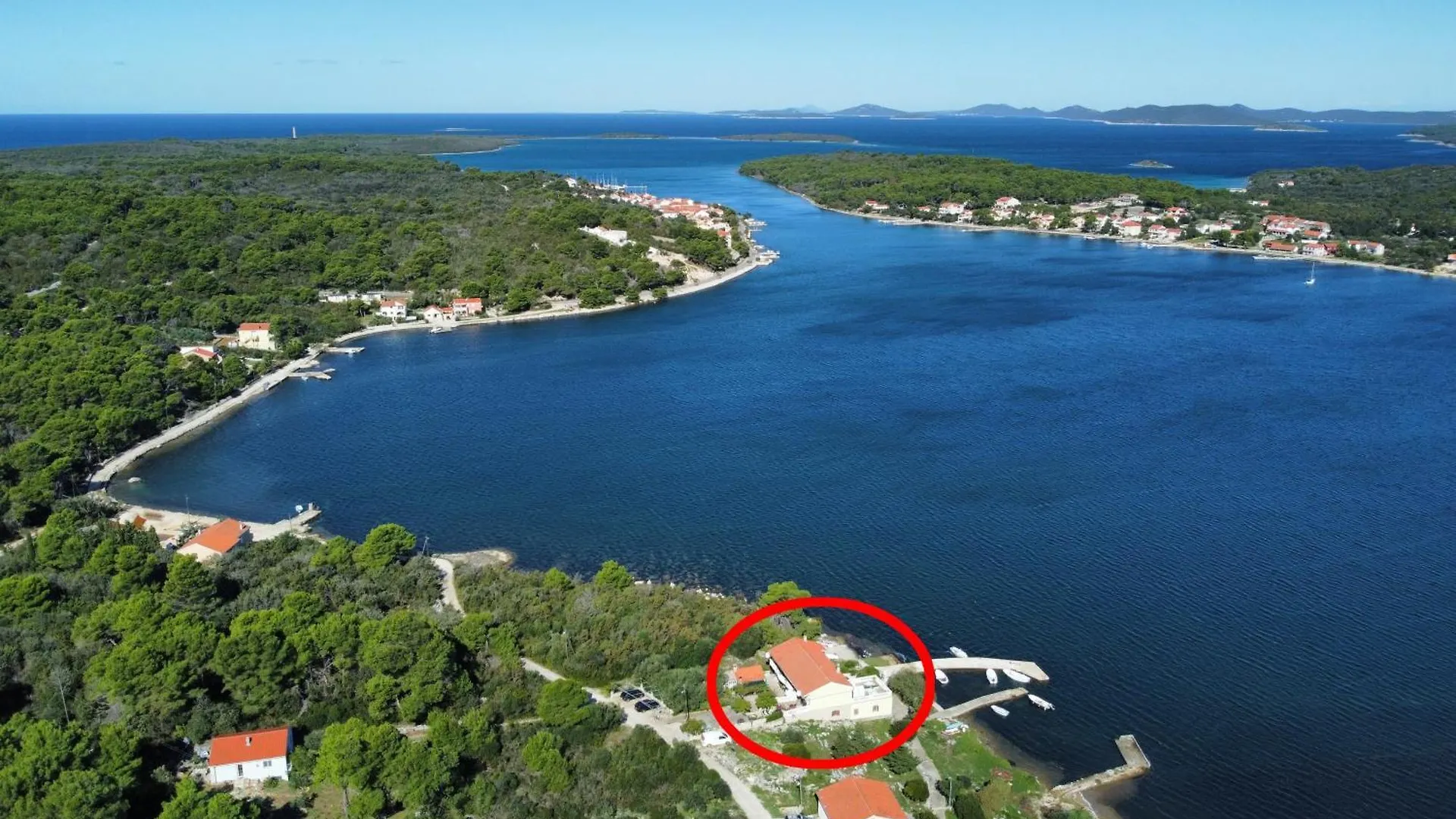 Apartment Veli Rat 438B